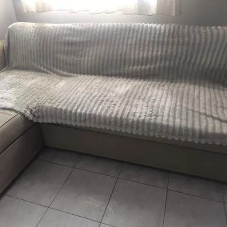 Apartmán Perea Luxury Aprt With Balcony And Free Save Parking With Remote Control
