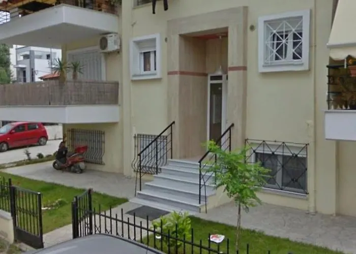 Апартаменты Perea Luxury Aprt With Balcony And Free Save Parking With Remote Control Переа